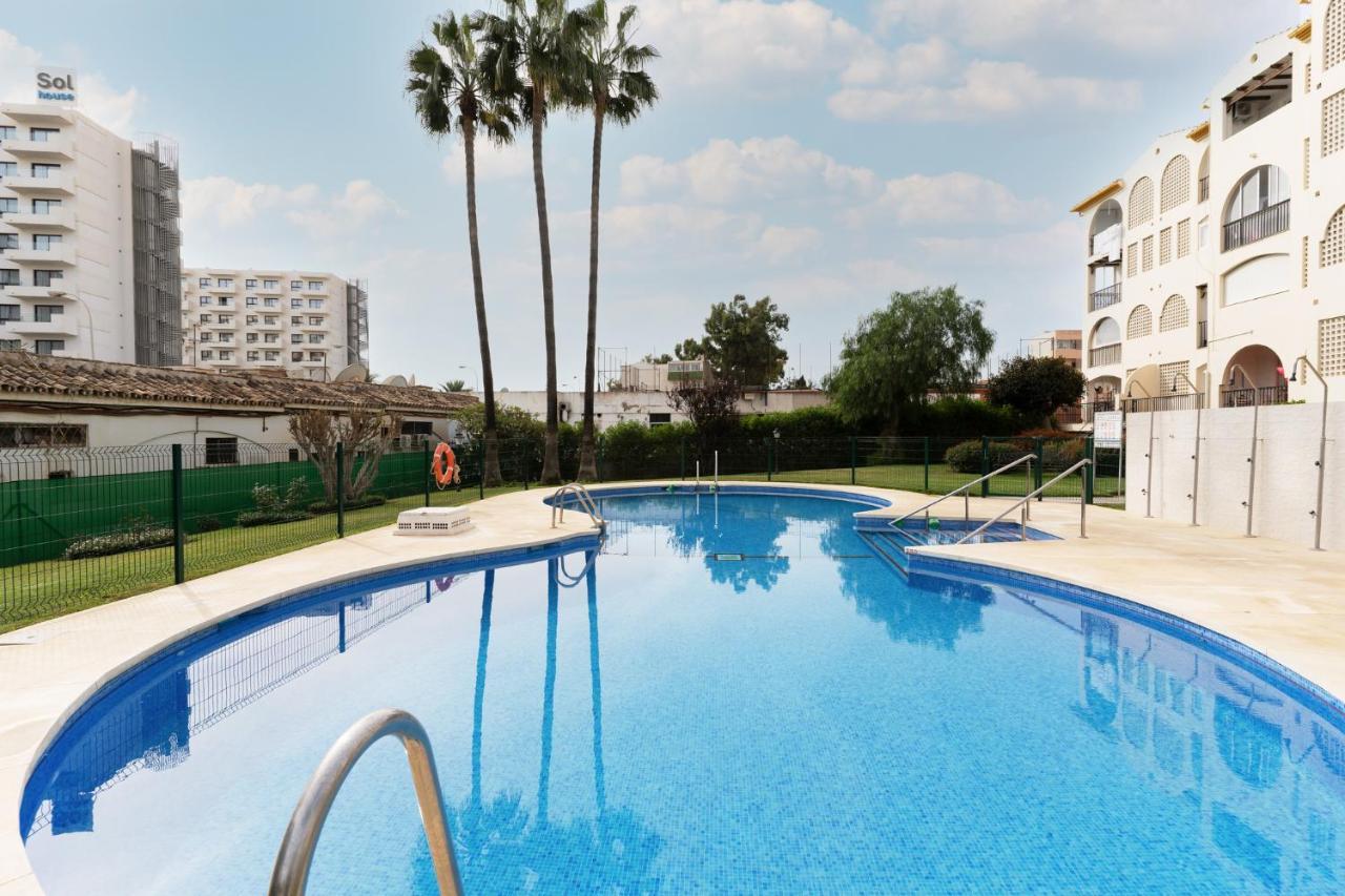 Lovely Apartment Next To The Beach Torremolinos Exterior foto